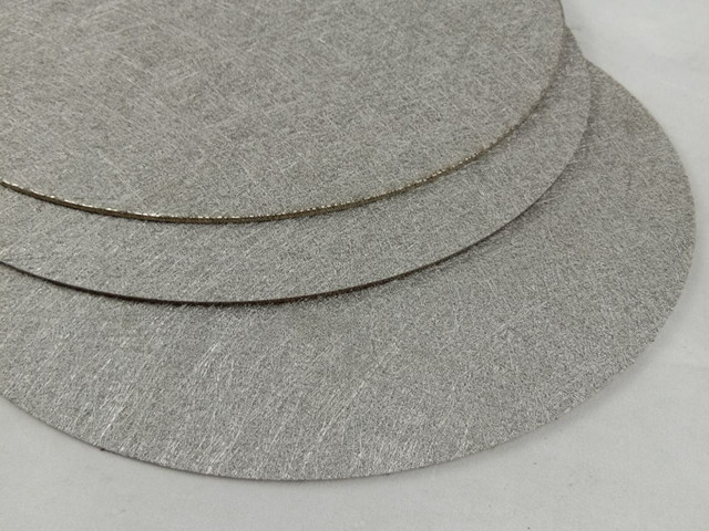 無護(hù)網(wǎng)燒結(jié)氈