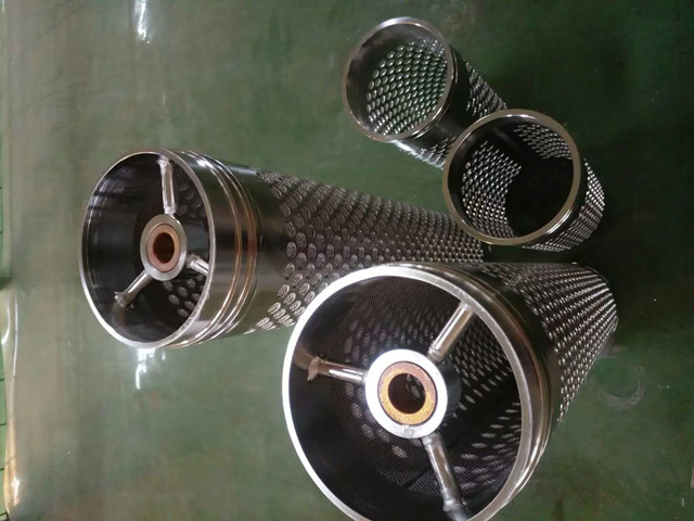 沖孔板復(fù)合網(wǎng)濾芯