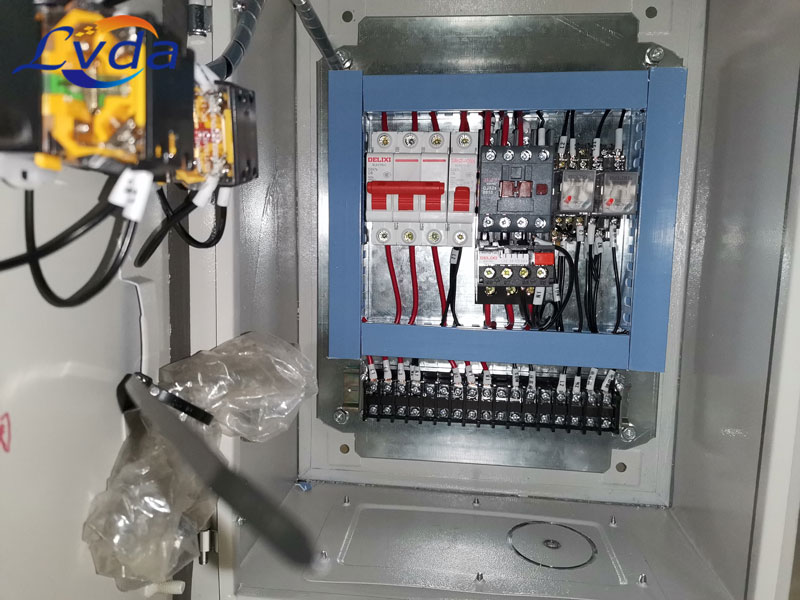 自清洗過濾器設(shè)備控制箱部分